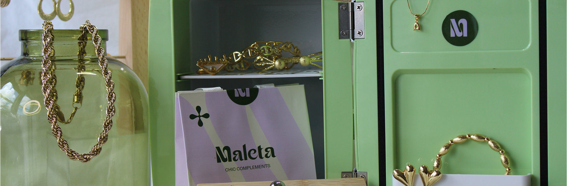 Jewelry Lifestyle Banner